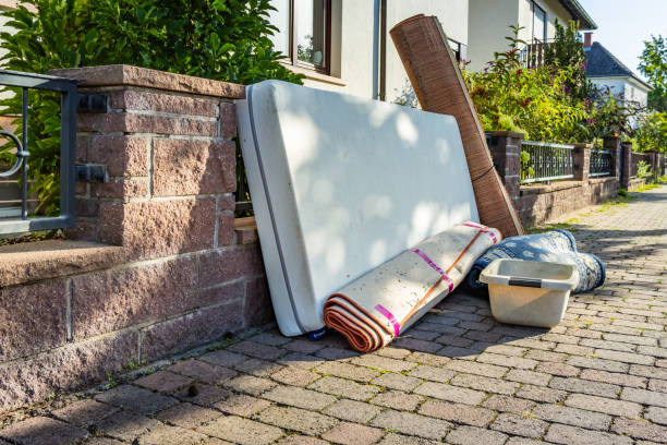 Best Demolition Debris Removal  in Hemlock, MI